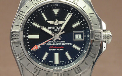 Breitling Avenger II GMT A3239011