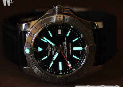 Breitling Avenger II GMT A3239011