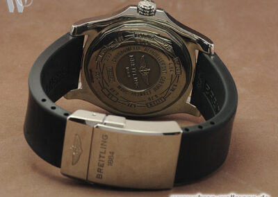 Breitling Avenger II GMT A3239011
