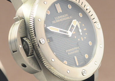 Panerai Luminor Submersible Left Handed PAM00569