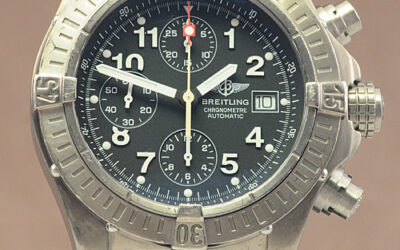 Breitling Avenger Chronograph E13360