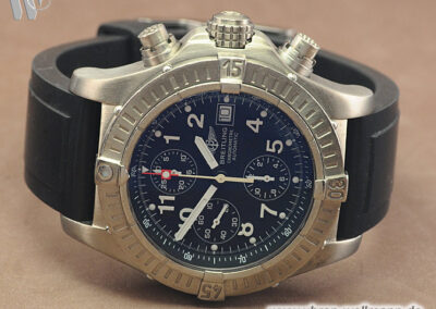 Breitling Avenger 8 5373[1]