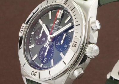 Breitling Chronomat B01 42 AB0134101L2S1 5445 9[1]